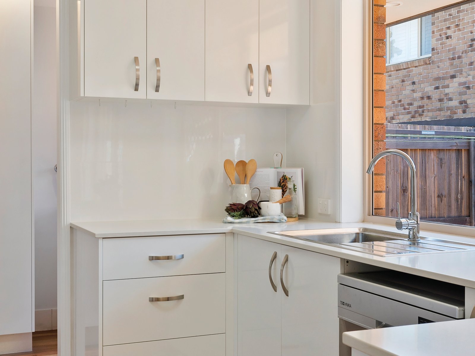 2/1 Lorien Way KINGSCLIFF 10