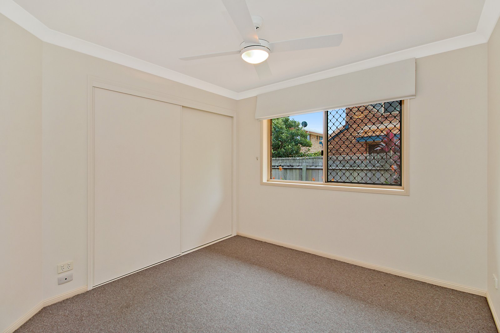 2/1 Lorien Way KINGSCLIFF 7