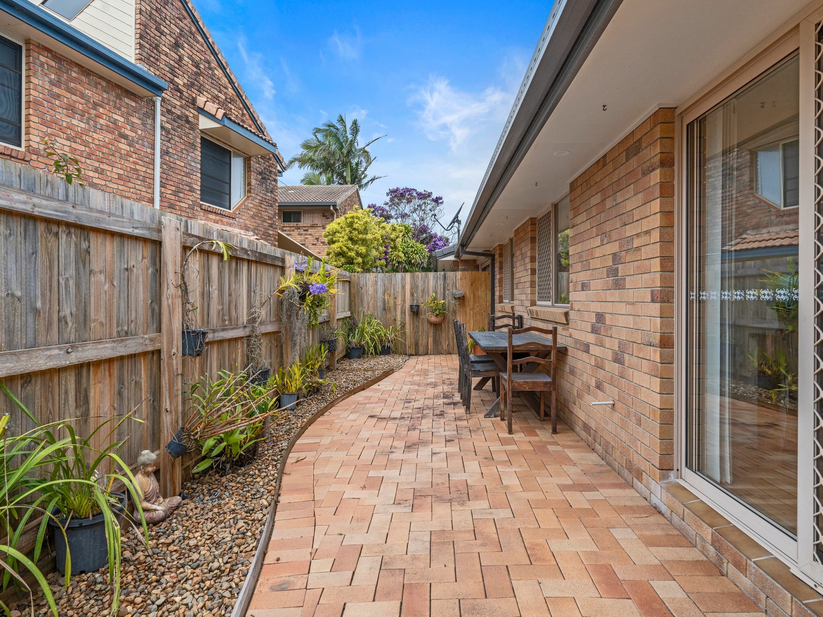 2/1 Lorien Way KINGSCLIFF 13
