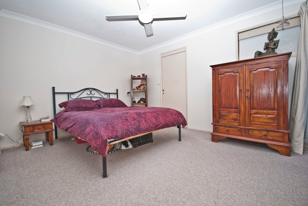 2/1 Lorien Way KINGSCLIFF 3