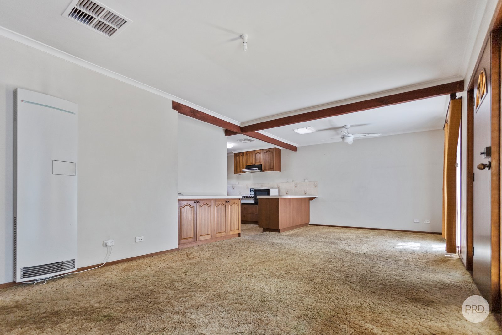 2/1 Louisa Court STRATHDALE 5