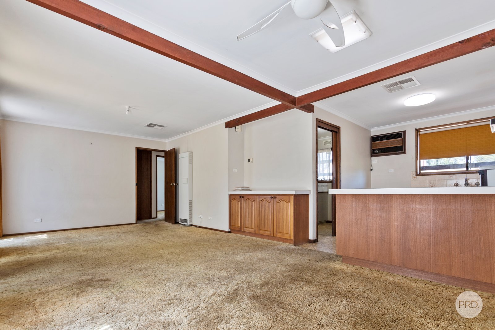 2/1 Louisa Court STRATHDALE 6