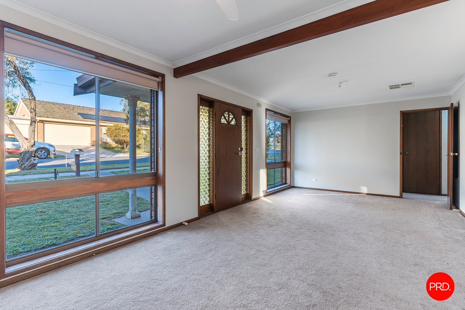 2/1 Louisa Court STRATHDALE 5