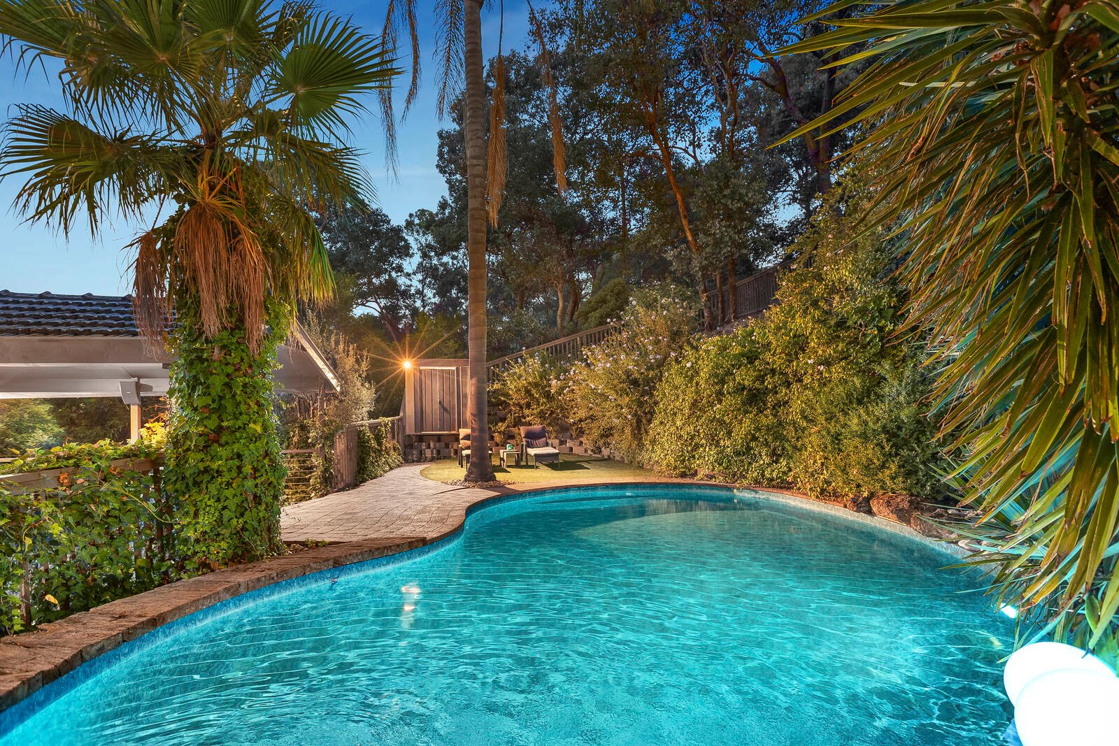 Real Estate and Property in 21 Lynette Avenue, Warrandyte, VIC