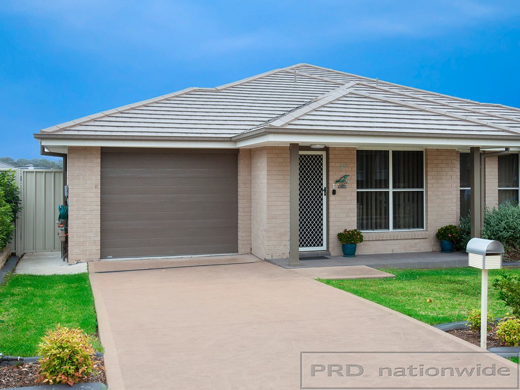 21 Macgowan Street EAST MAITLAND 15