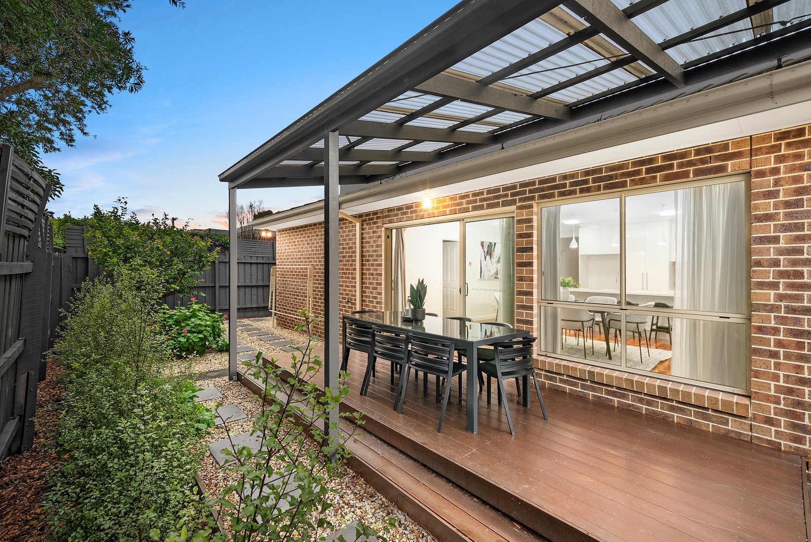 Gallery: 2/1 Malcolm Street
