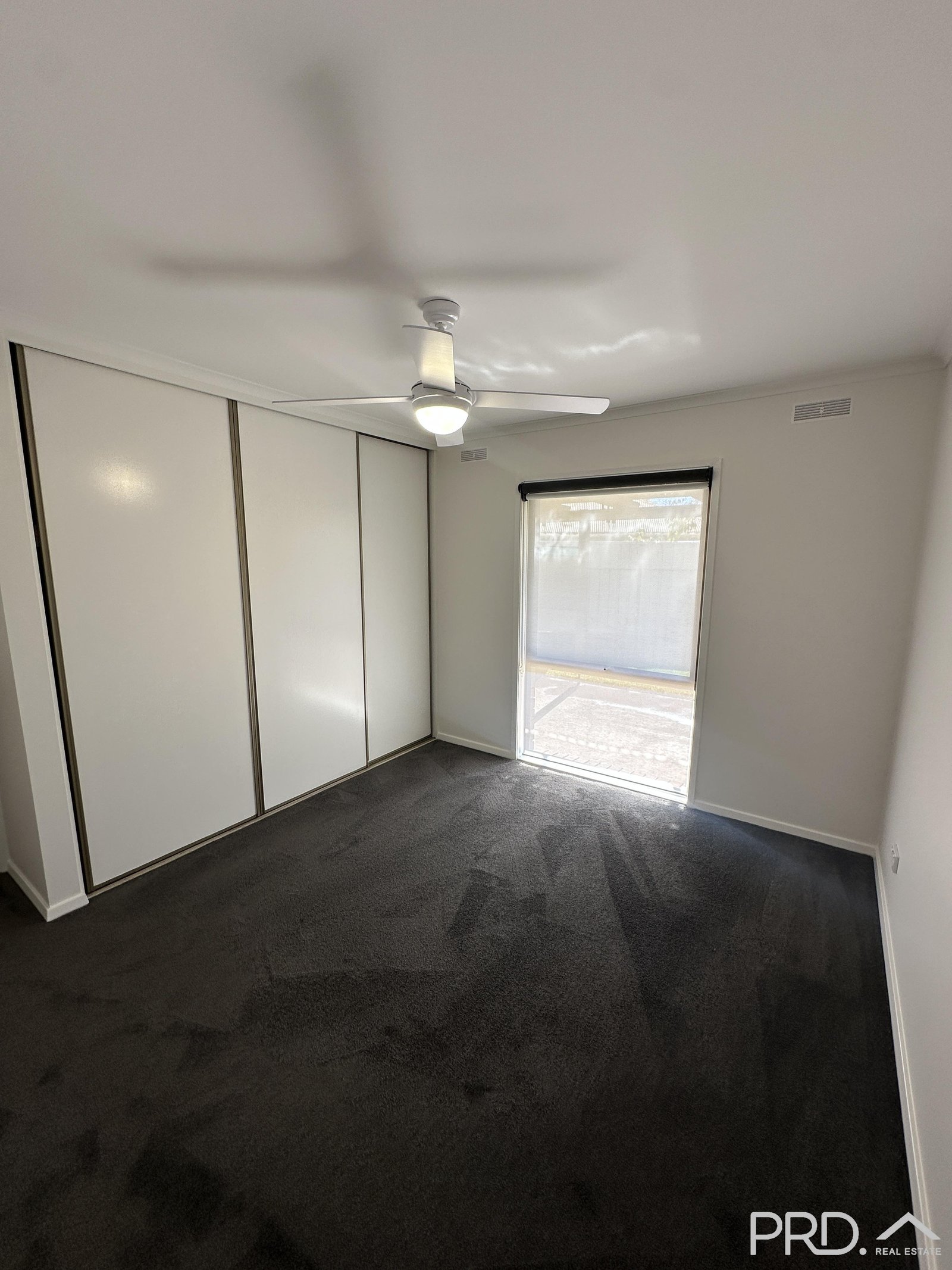 2/1 Mansell Drive MILDURA 11