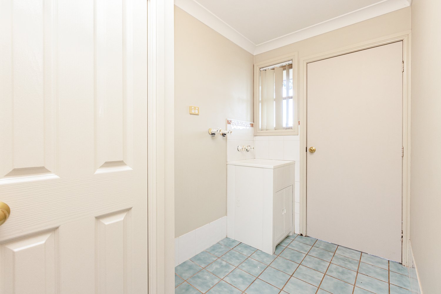 2/1 Margot Close BOLWARRA HEIGHTS 17