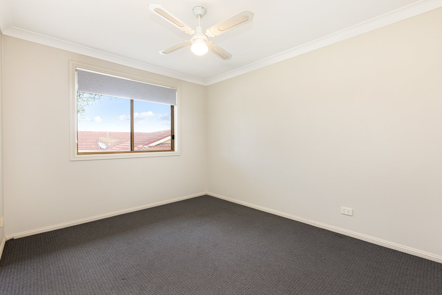 2/1 Margot Close BOLWARRA HEIGHTS 18