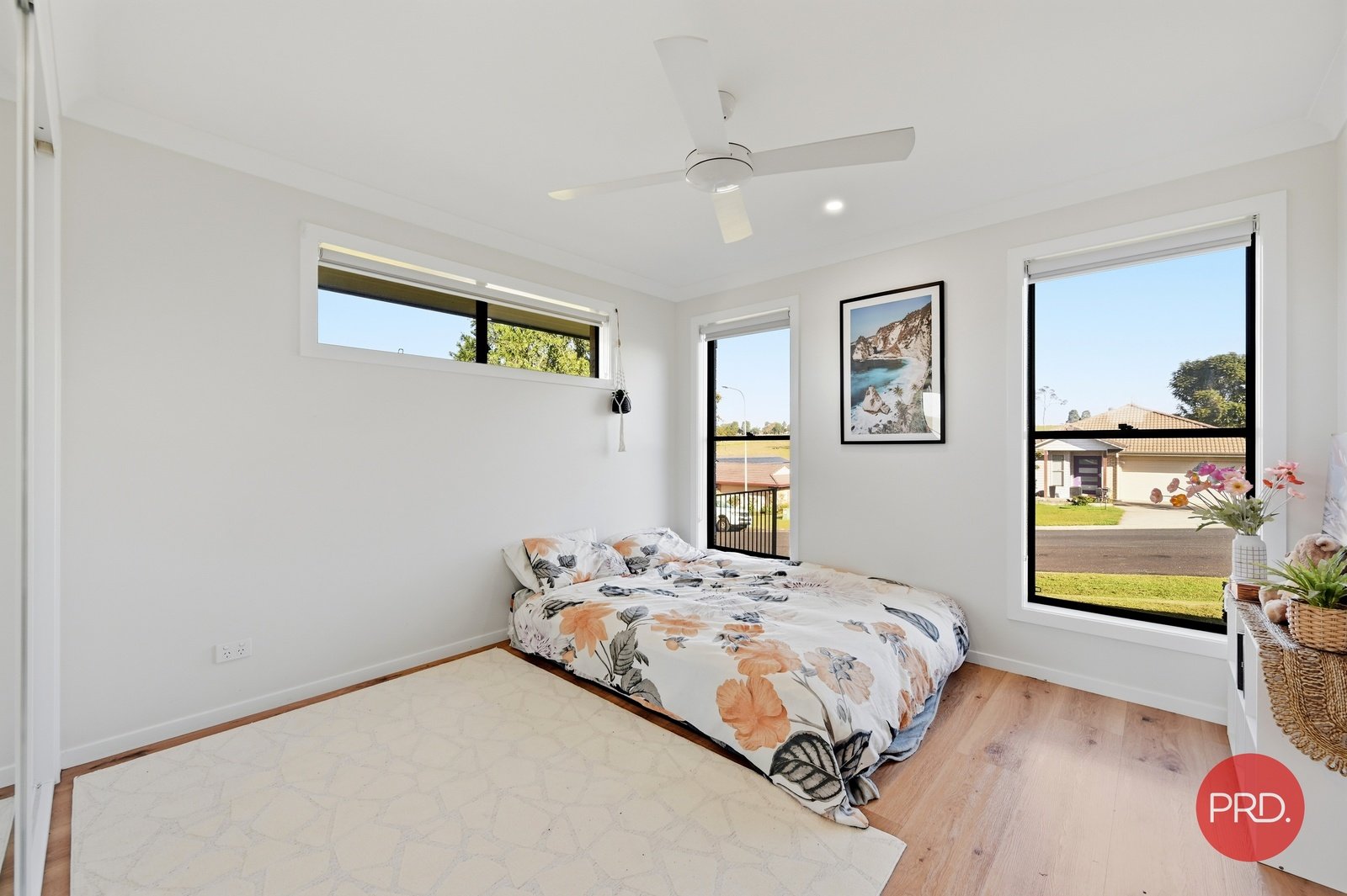 2/1 Martin Crescent JUNCTION HILL 7