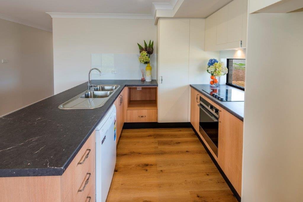 2/1 Martin Crescent JUNCTION HILL 4