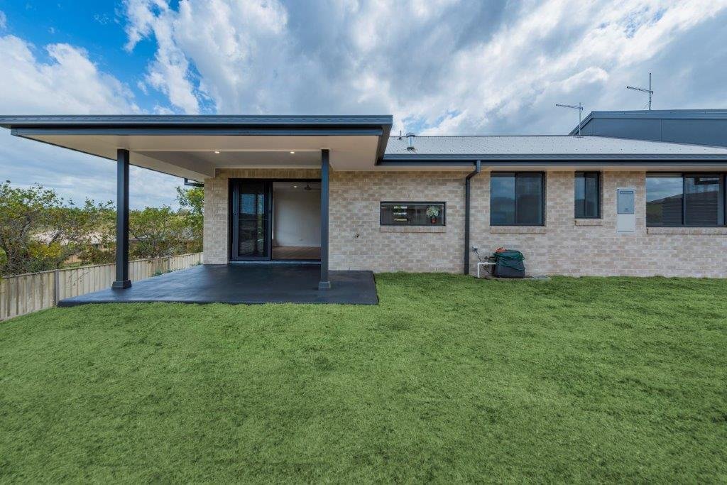 2/1 Martin Crescent JUNCTION HILL 9