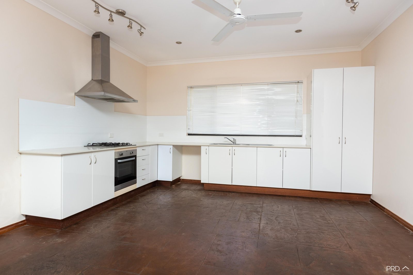 21 Marul Road CABLE BEACH 4