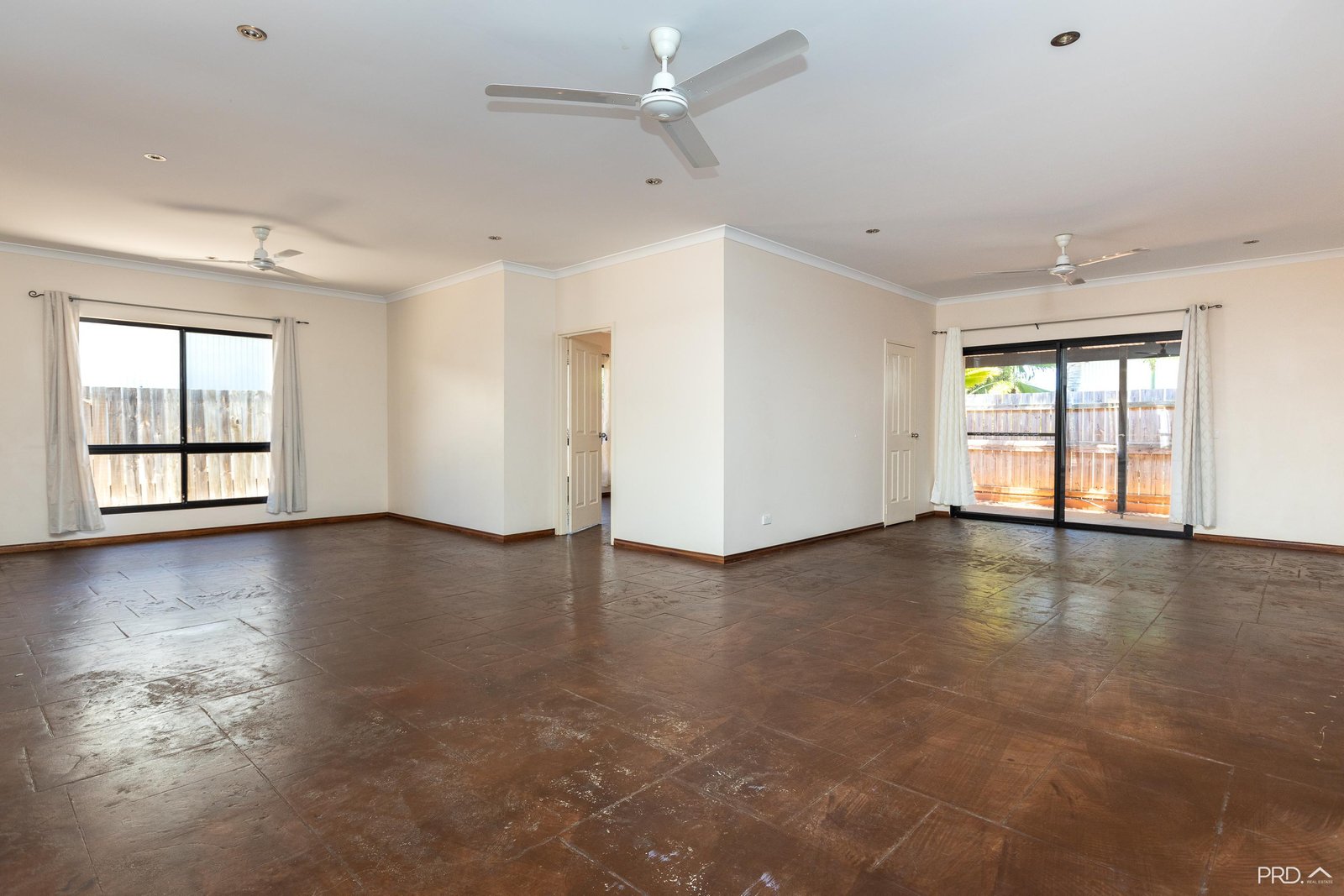 21 Marul Road CABLE BEACH 16