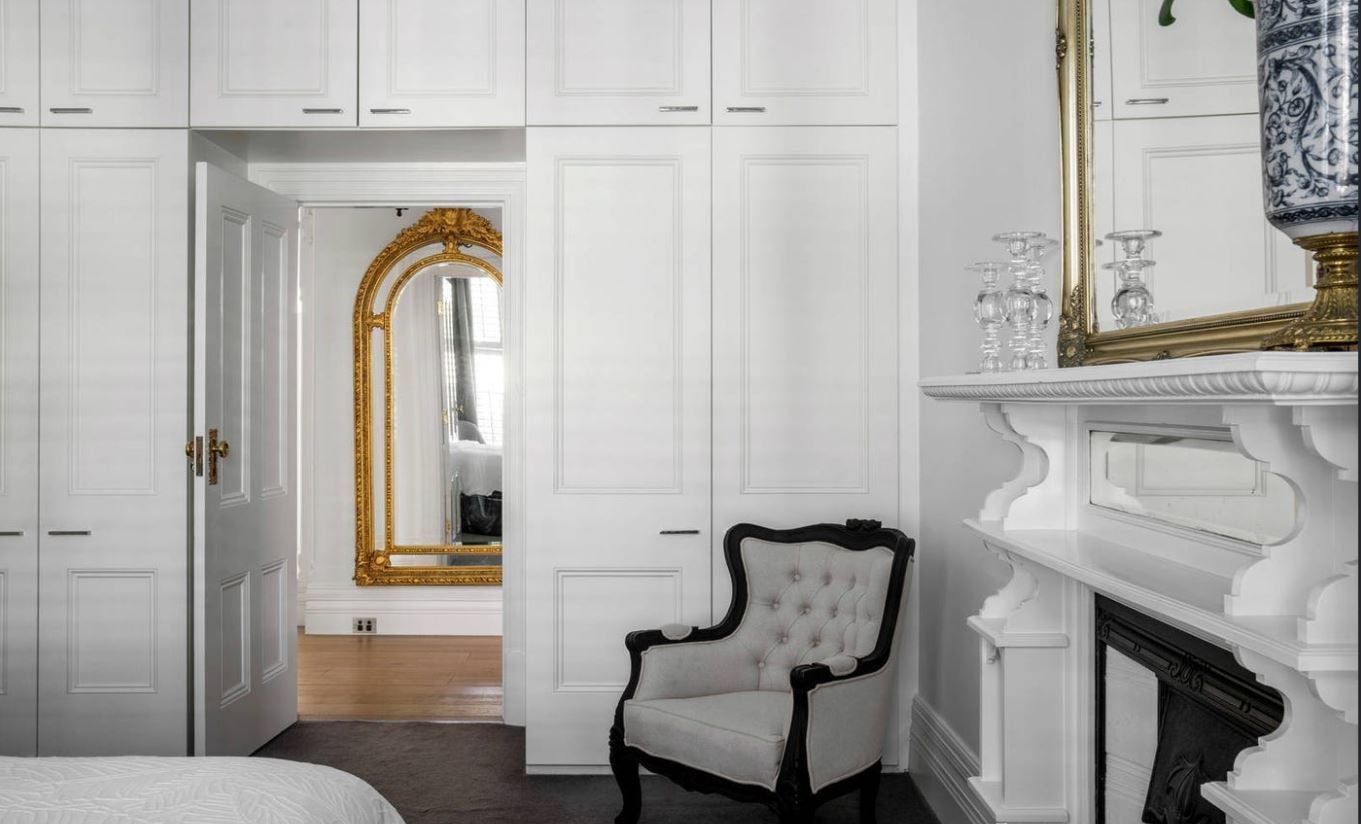 Real Estate and Property in 21 Mathoura Road, Toorak, VIC