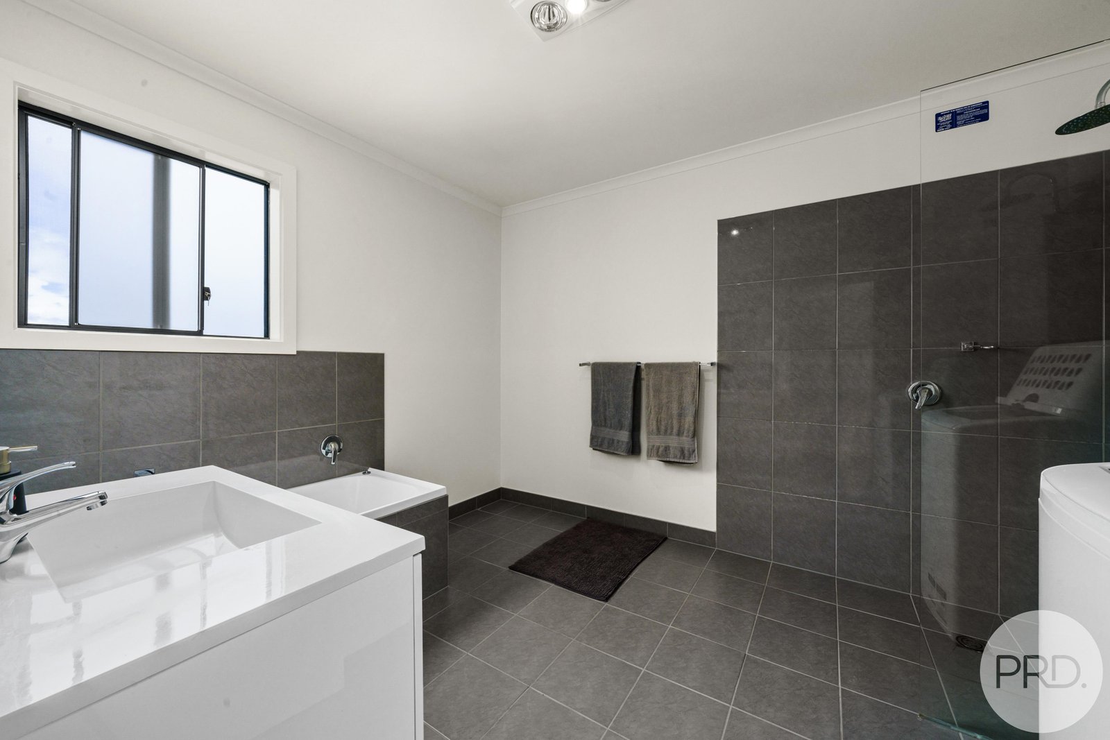 21 McGill Rise CLAREMONT 11