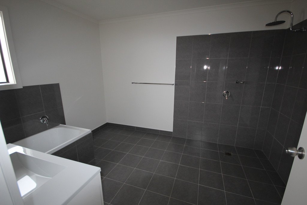 21 McGill Rise CLAREMONT 8