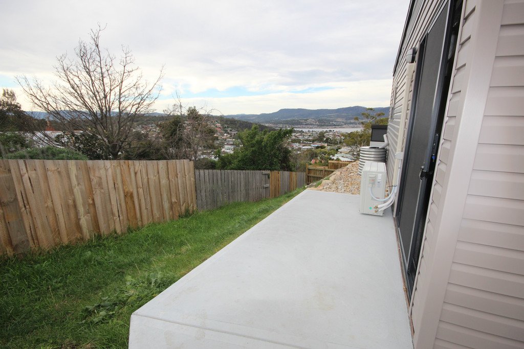 21 McGill Rise CLAREMONT 12