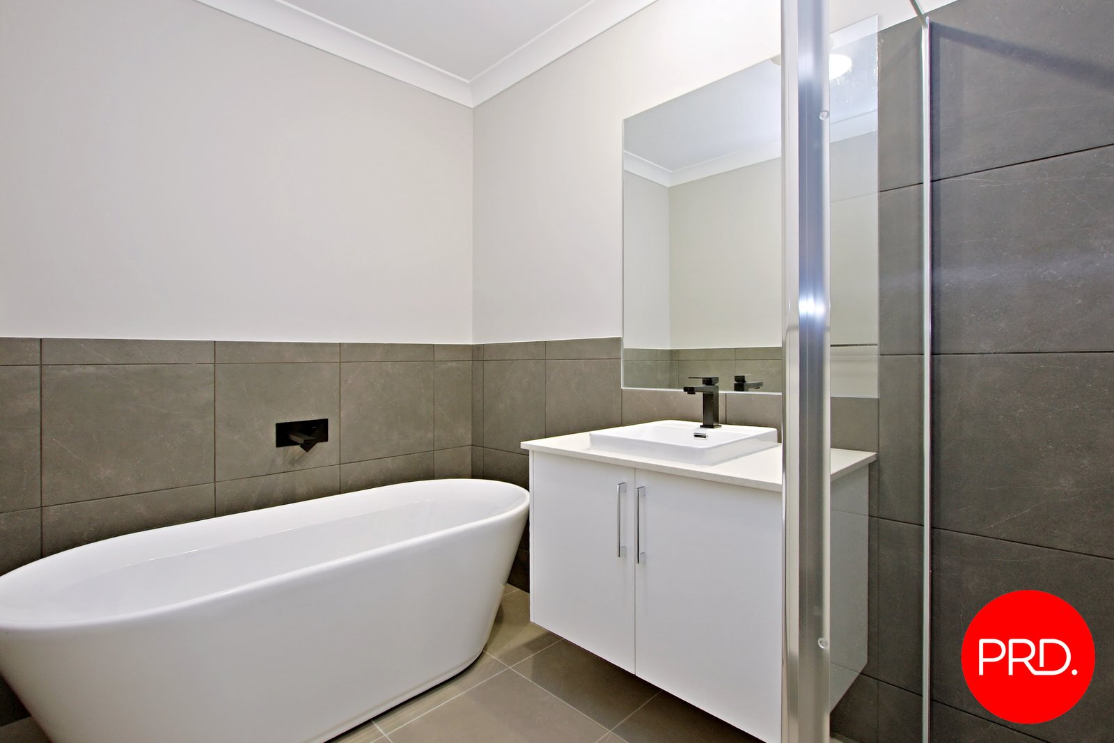 21 Mcguanne St (Macarthur Heights)  CAMPBELLTOWN 7