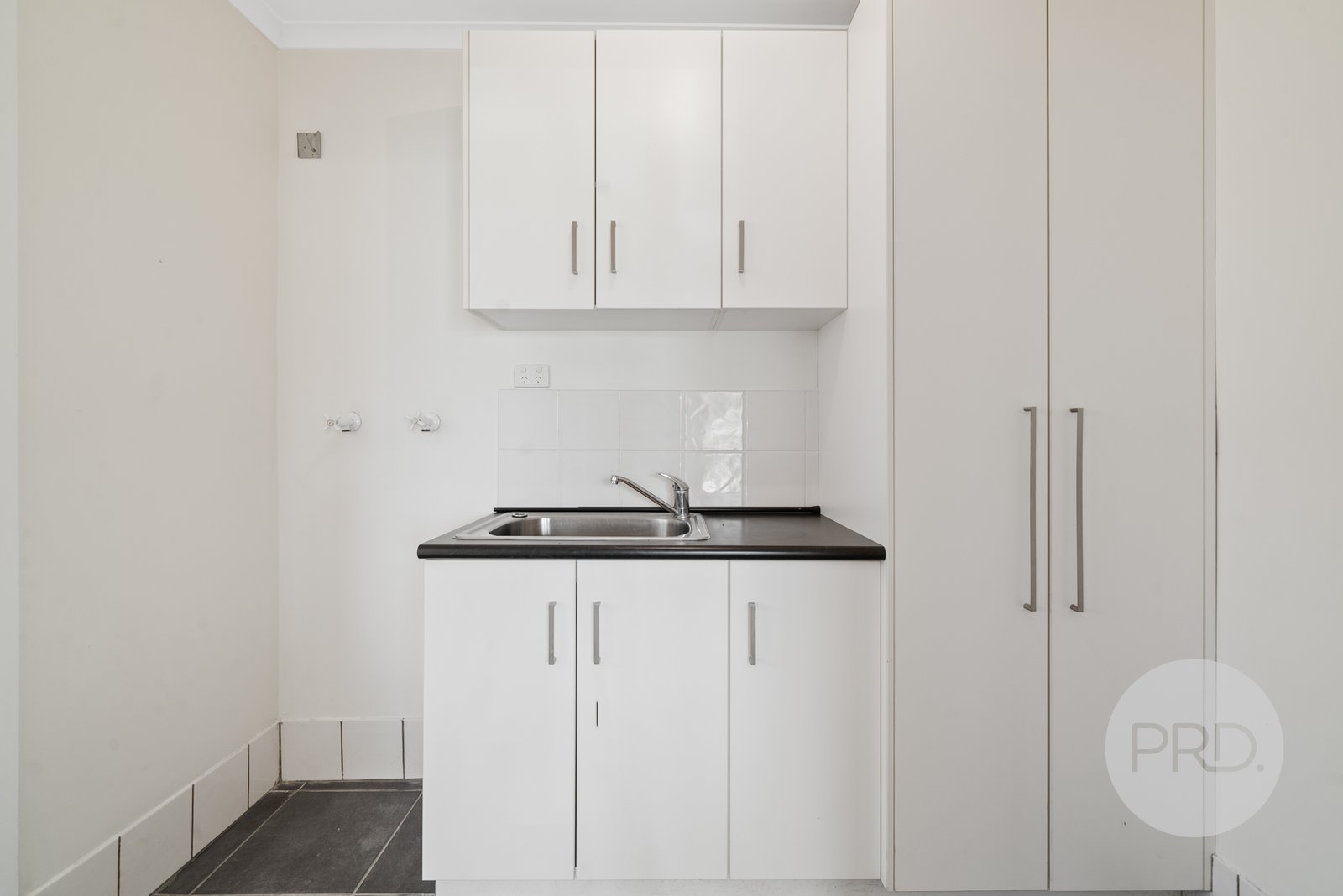 21 Menzies Avenue KOORINGAL 8