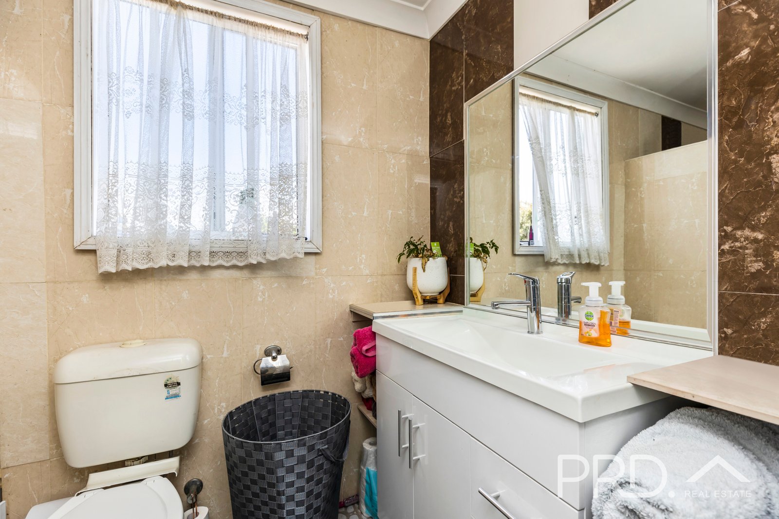 21 Merivale Street TUMUT 10