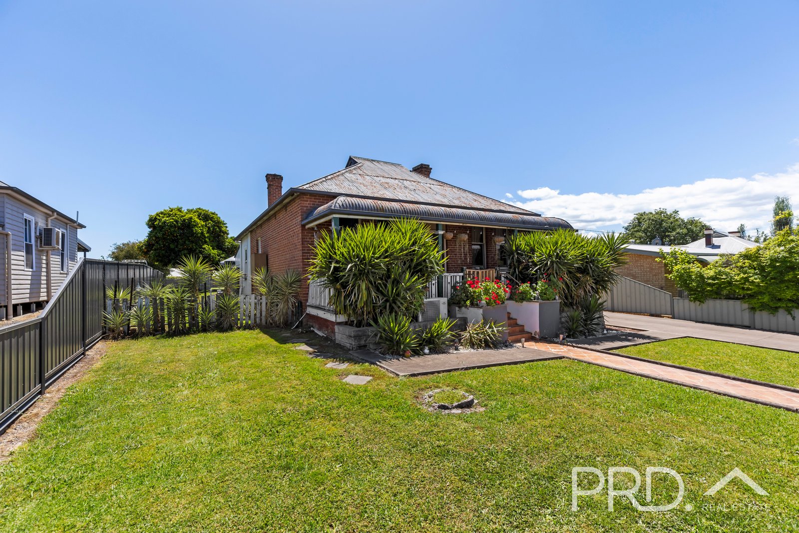 21 Merivale Street TUMUT 14