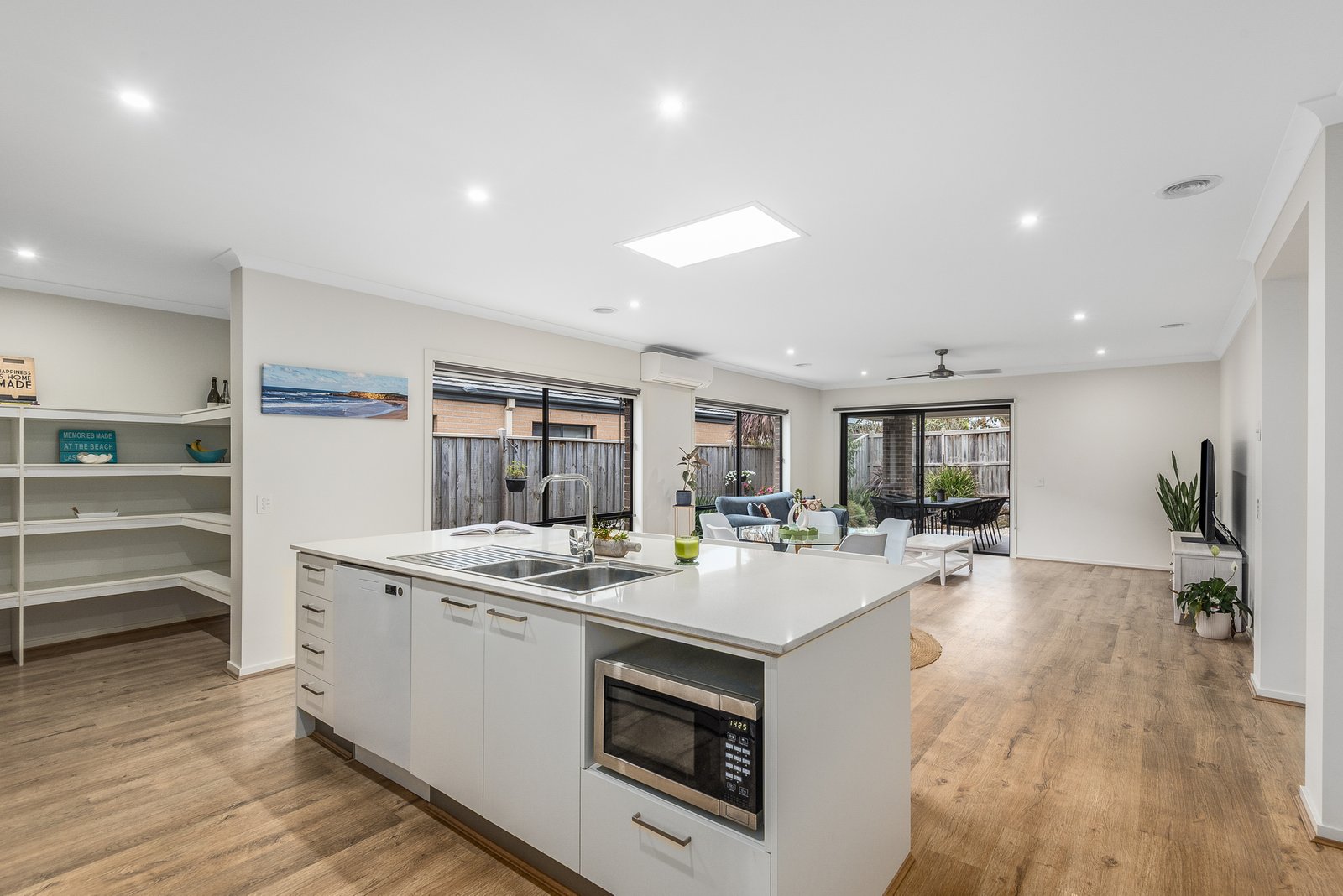 Gallery: 21 Mirri Drive