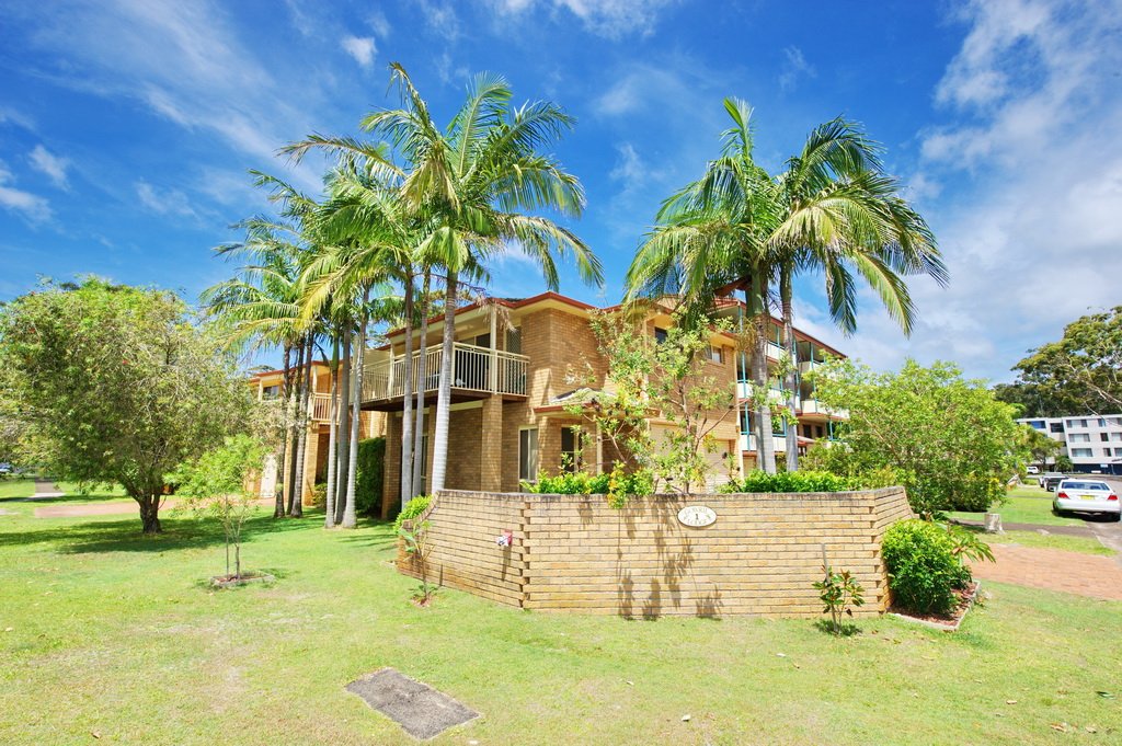 2/1 Mistral Close NELSON BAY 1