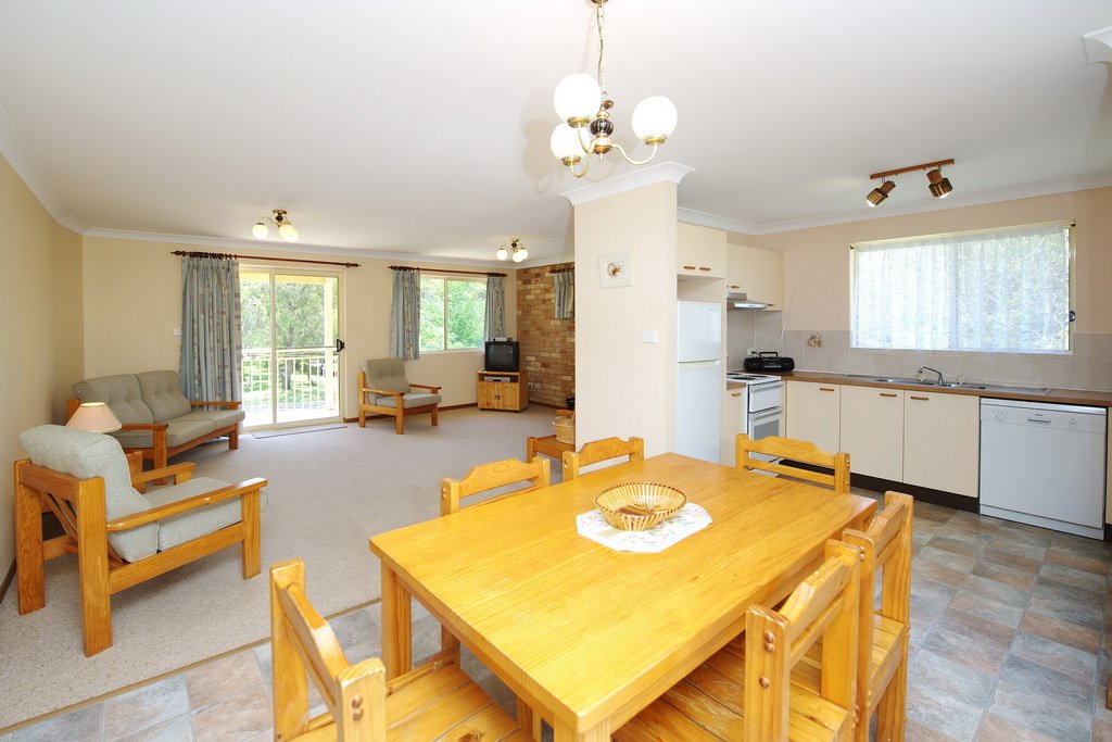 2/1 Mistral Close NELSON BAY 3