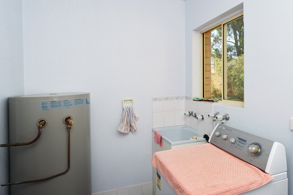 2/1 Mistral Close NELSON BAY 7