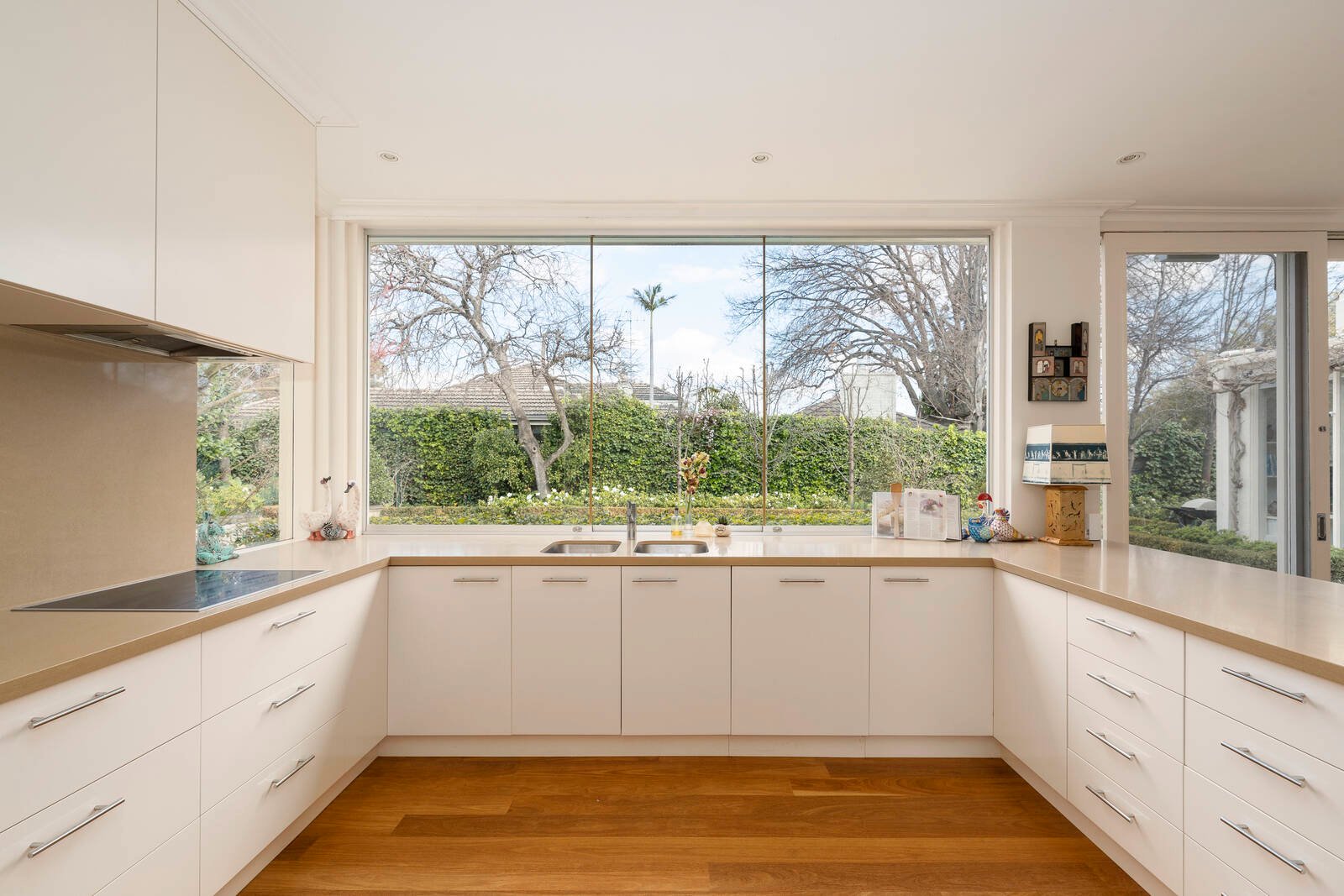 Real Estate and Property in 21 Montalto Avenue, Toorak, VIC