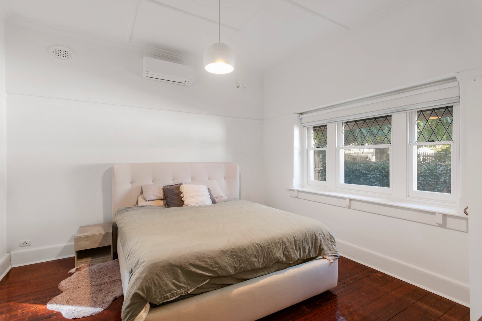 Real Estate and Property in 21 Moore Street, Caulfield South, VIC