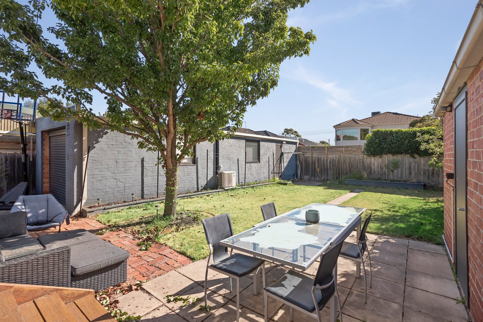Real Estate and Property in 21 Moore Street, Caulfield South, VIC