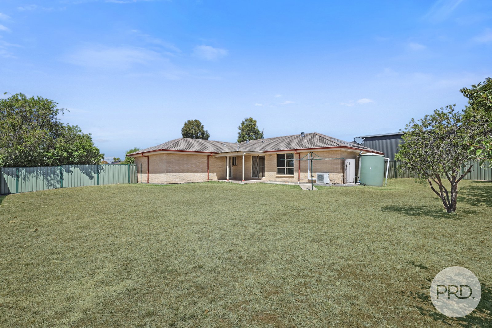 21 Morning View Close QUIRINDI 23