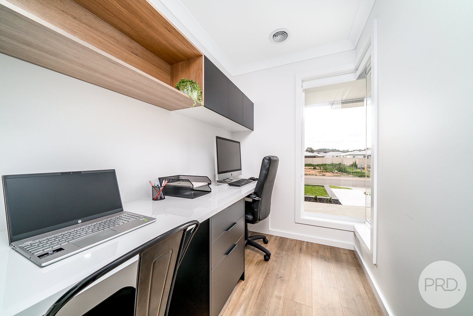 21 Morris Crescent GOBBAGOMBALIN 10