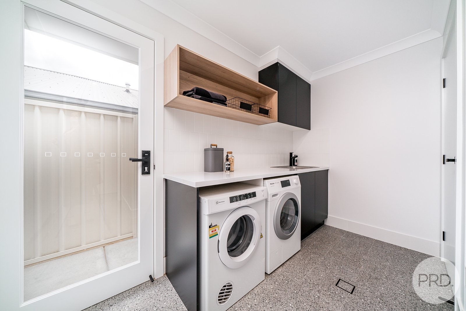 21 Morris Crescent GOBBAGOMBALIN 22