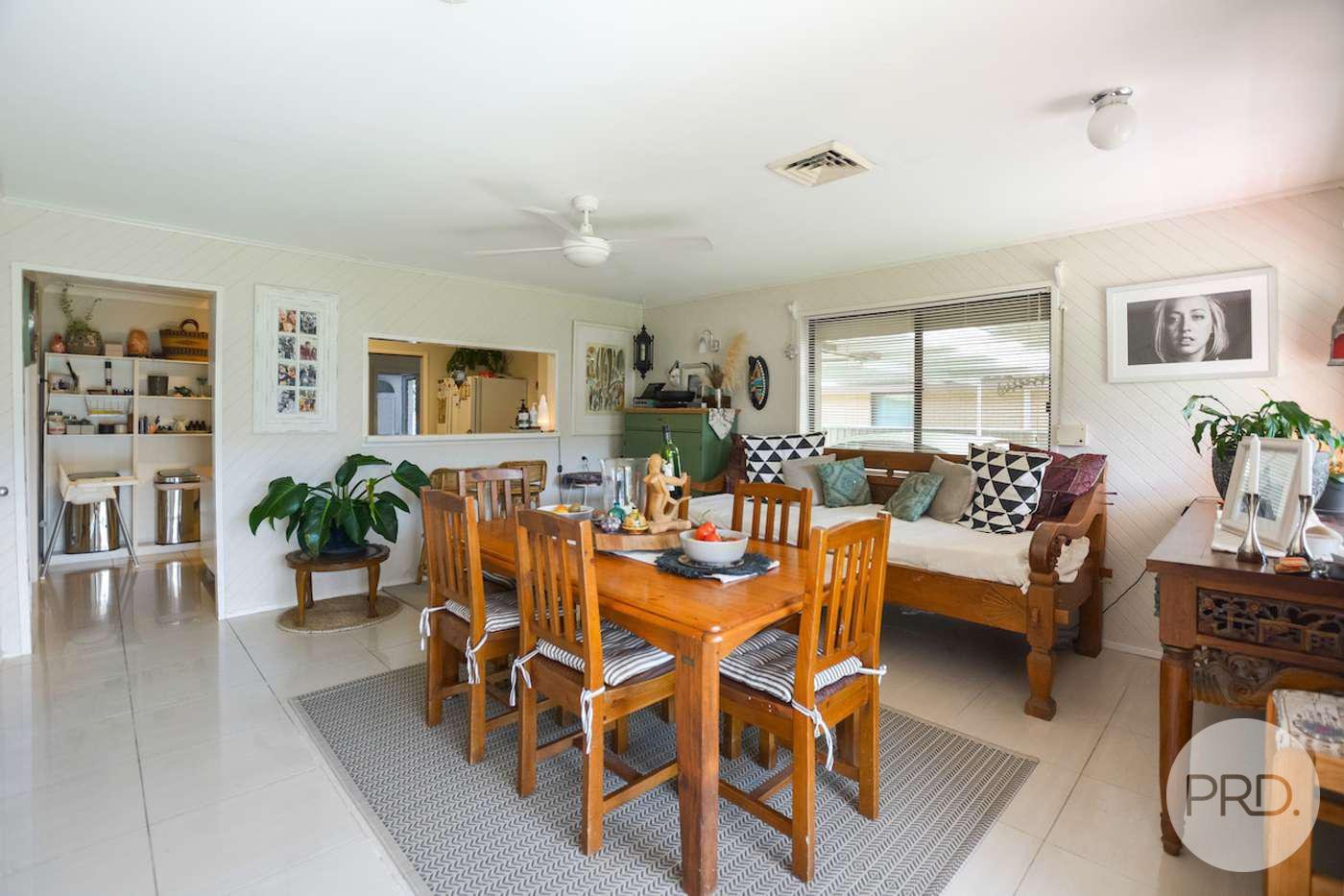 21 Mortimer  EMU PLAINS 5
