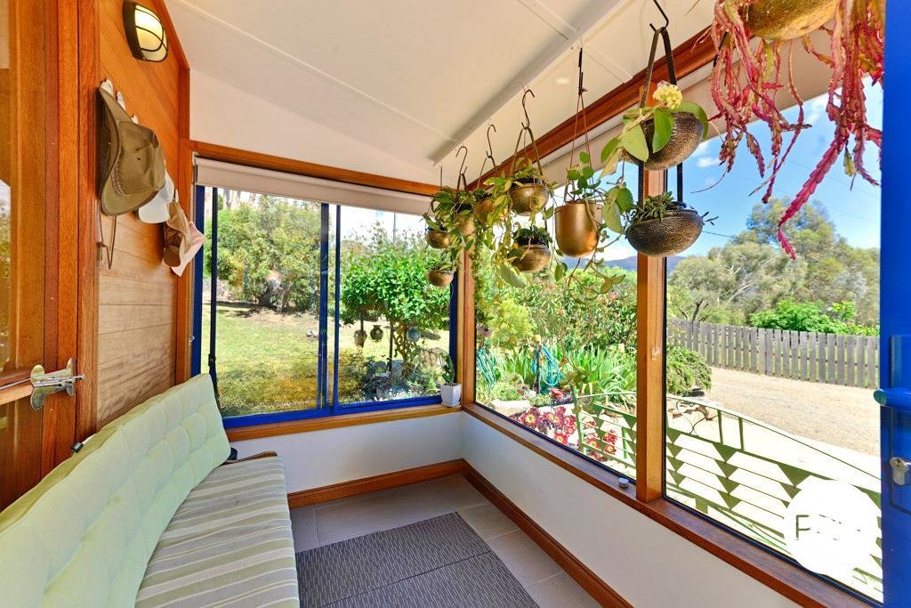 21 Mount Charles Road LACHLAN 3