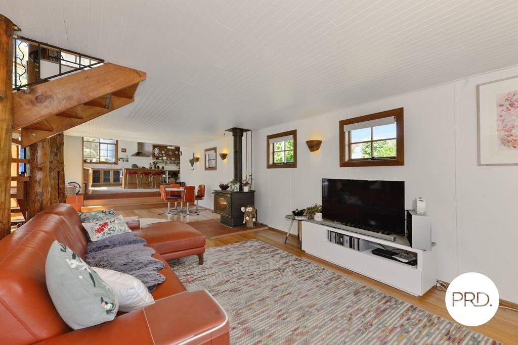 21 Mount Charles Road LACHLAN 8