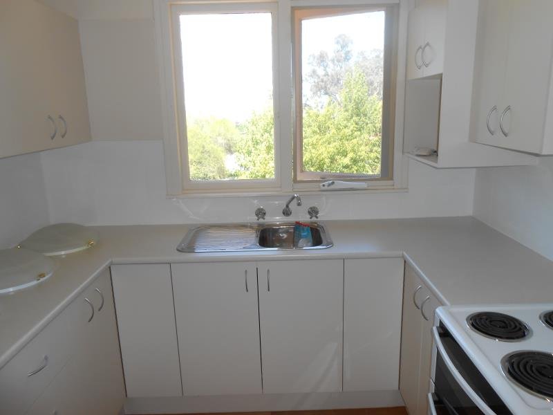 21 Mountview Crescent TAMWORTH 4