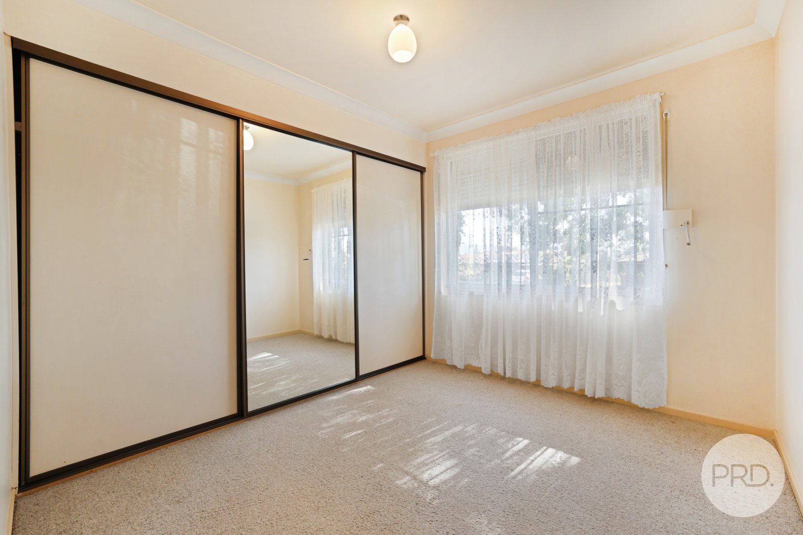 21 Mullumbimby Close HILLVUE 11