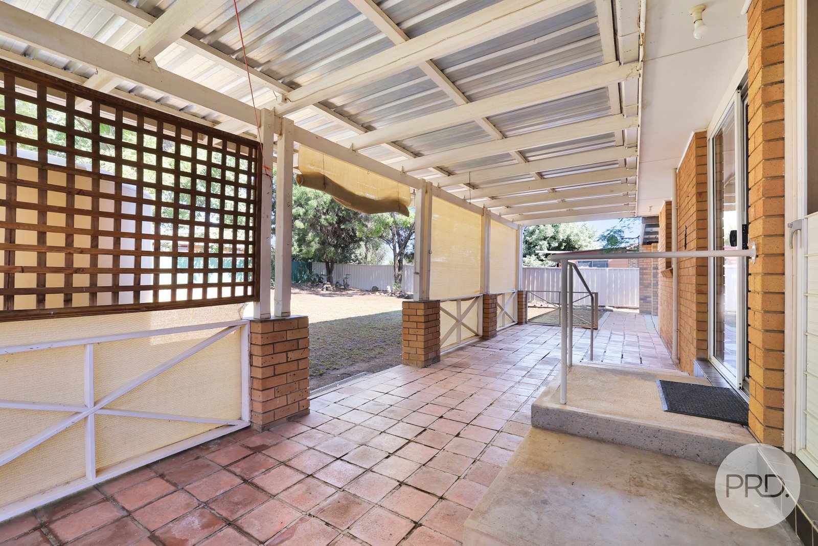 21 Mullumbimby Close HILLVUE 23