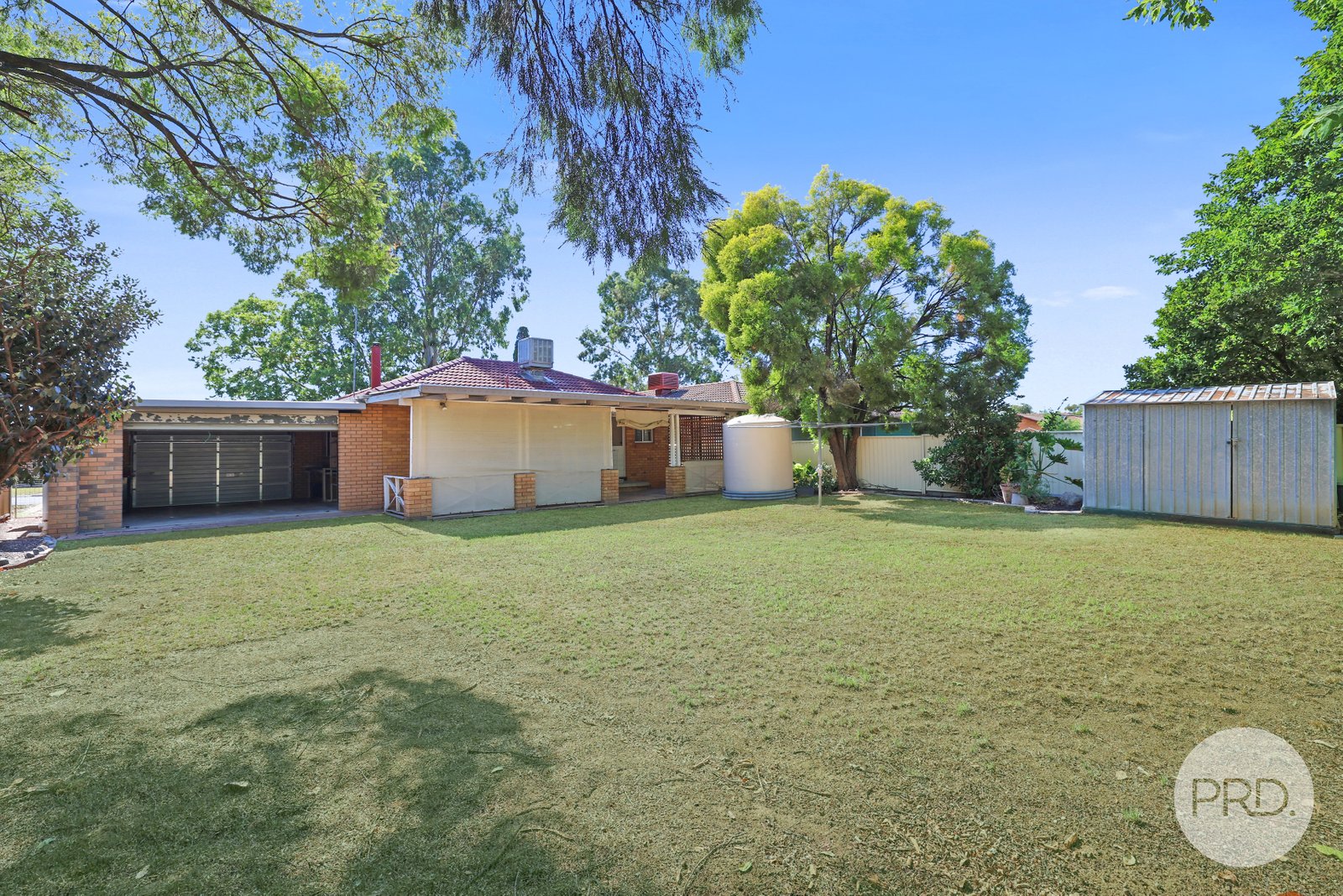 21 Mullumbimby Close HILLVUE 27