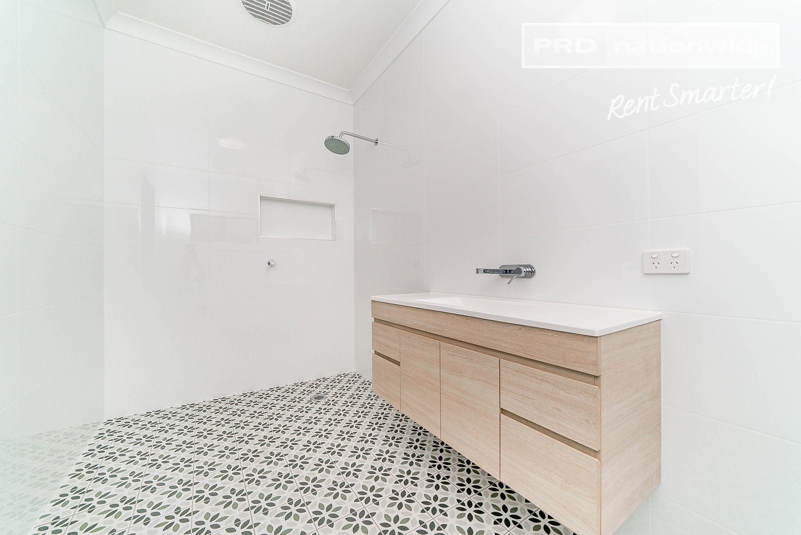 21 Norfolk Avenue LAKE ALBERT 5