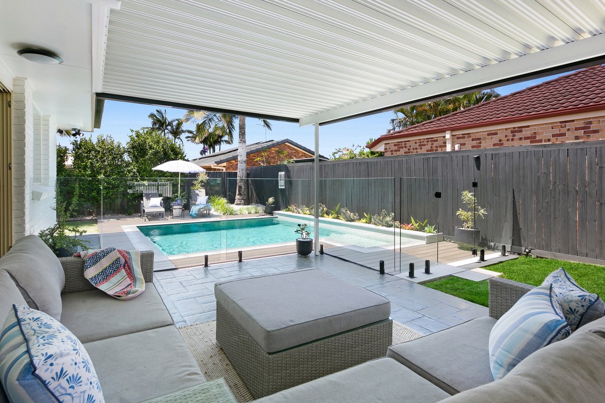 21 Nuthatch Street BURLEIGH WATERS 12