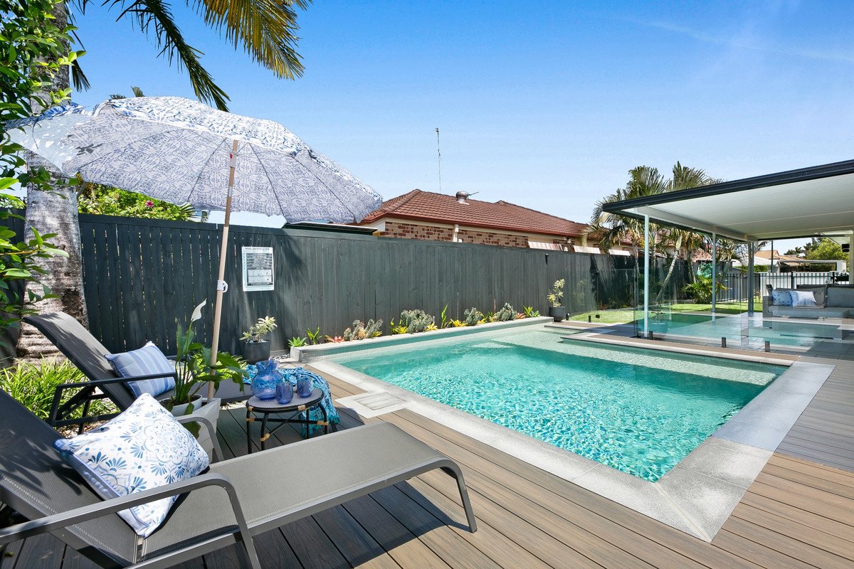 21 Nuthatch Street BURLEIGH WATERS 13