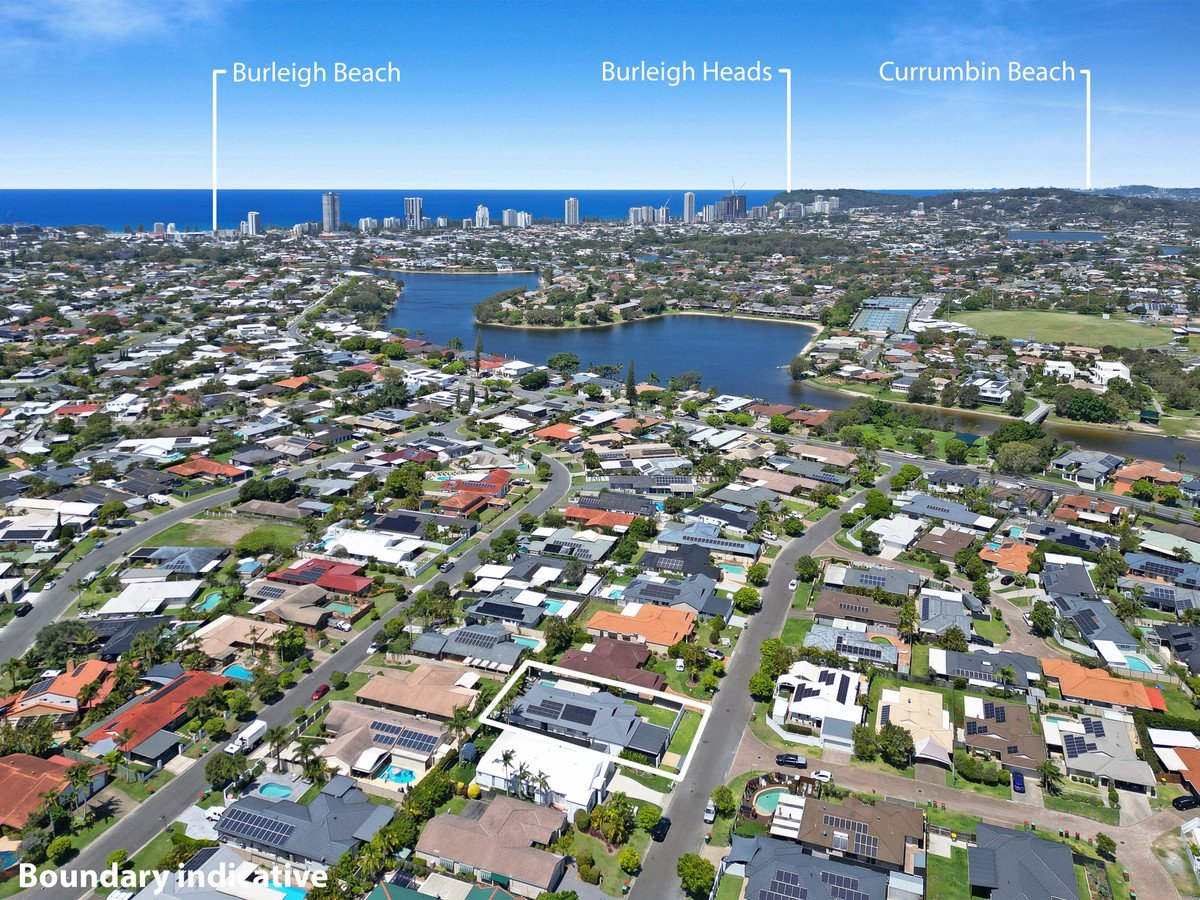 21 Nuthatch Street BURLEIGH WATERS 27