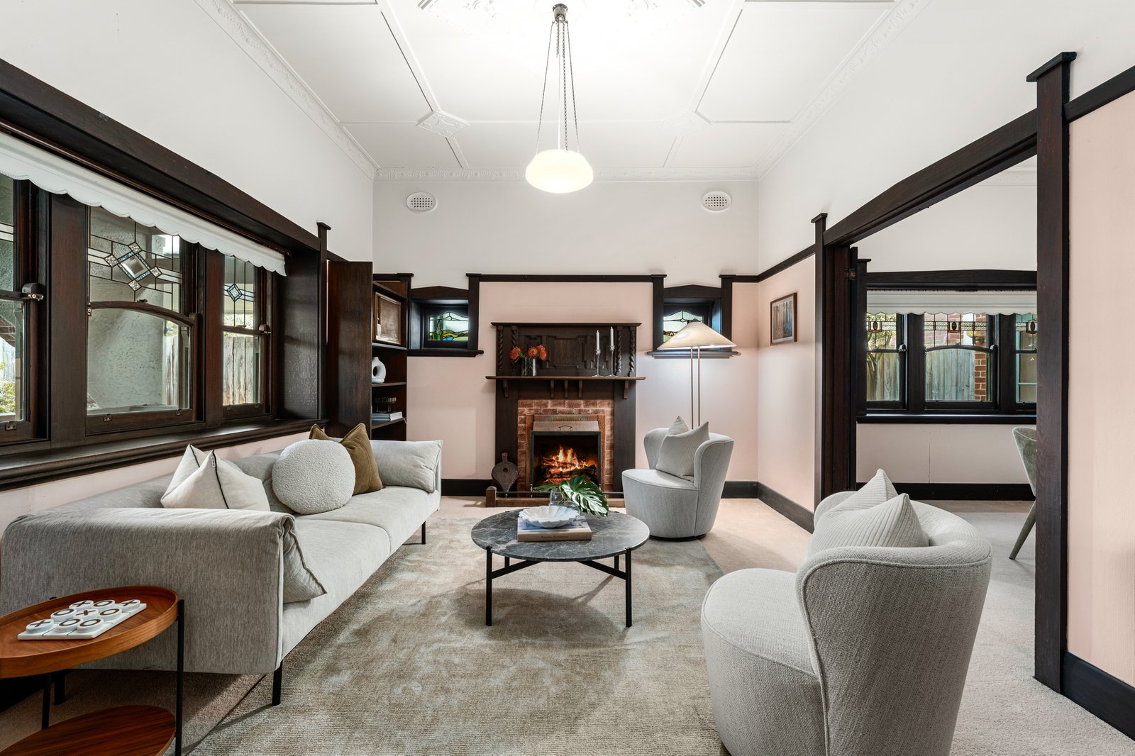 Gallery: 21 Oak Street