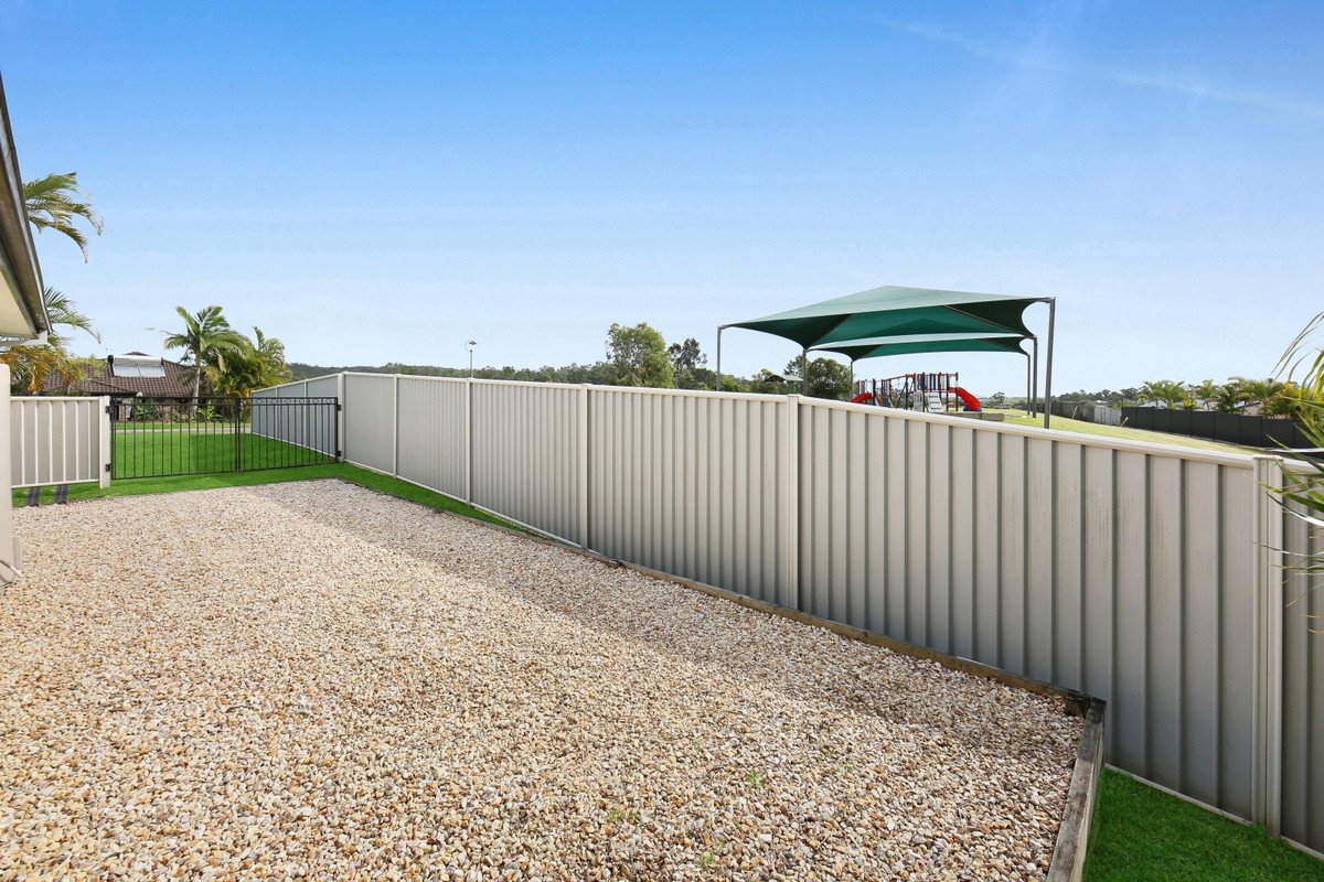 21 Orchna Street Burleigh Heads 9