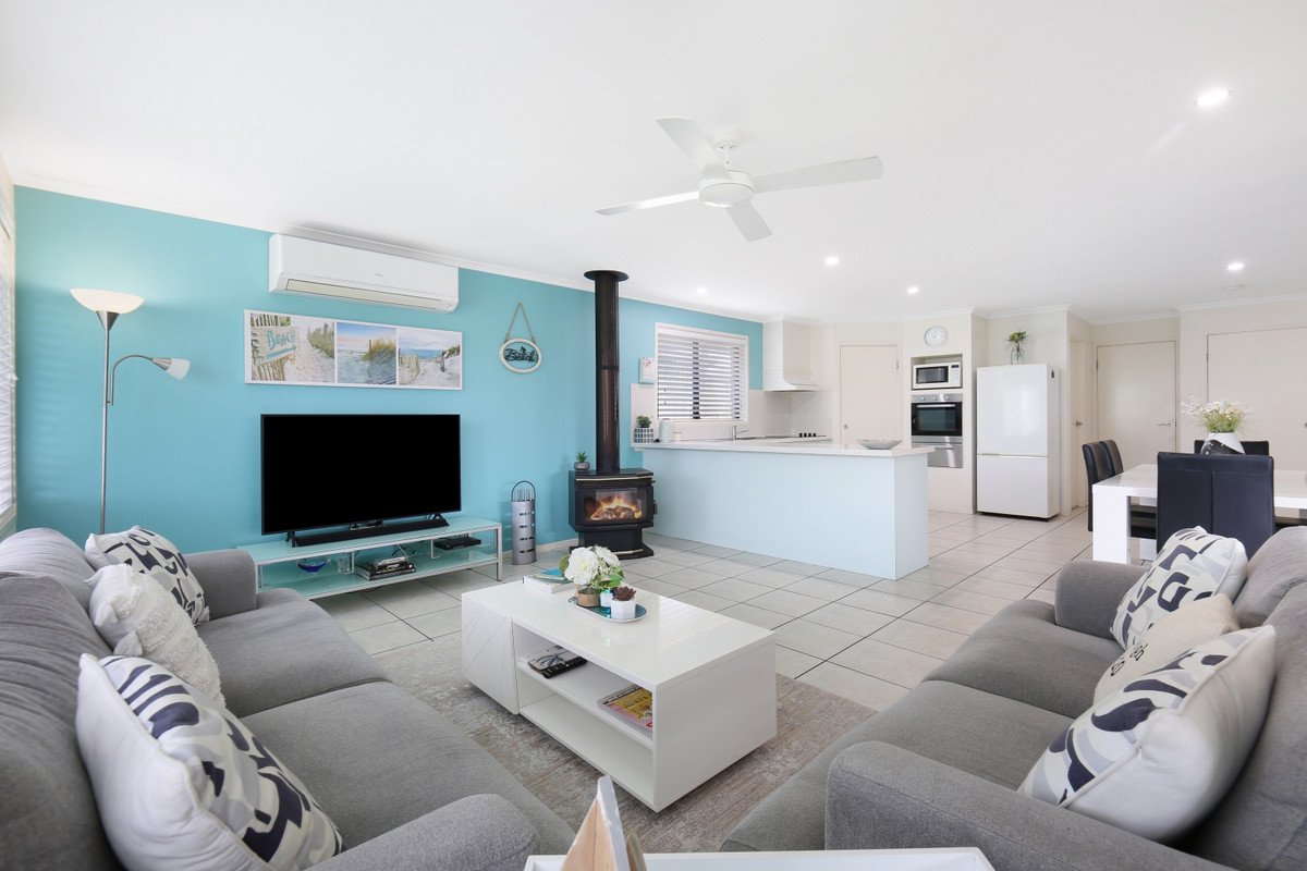 21 Orchna Street Burleigh Heads 10